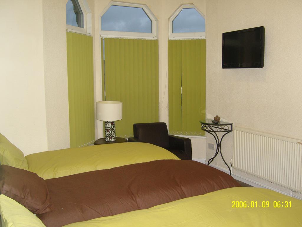 Hôtel The Kop View à Liverpool Extérieur photo