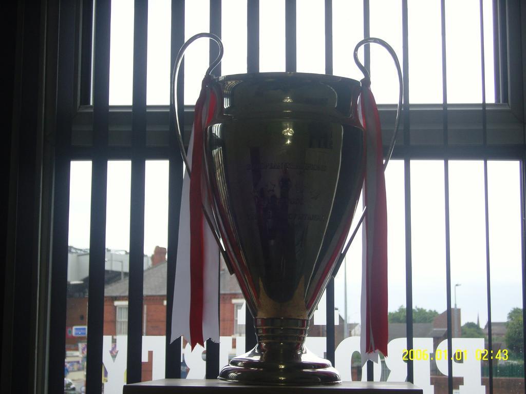 Hôtel The Kop View à Liverpool Extérieur photo
